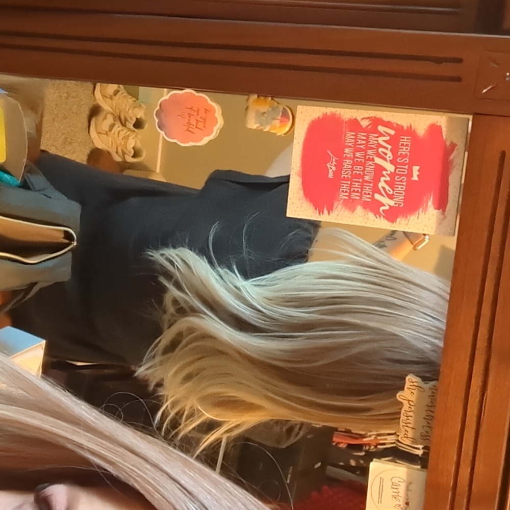 New✨ Renee Of Paris Cosmo Sleek Wig-Melted Marshmallow - Picture 2 of 6
